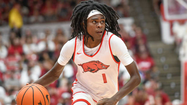 Razorbacks' Keyon Menifield-Red-White-andy